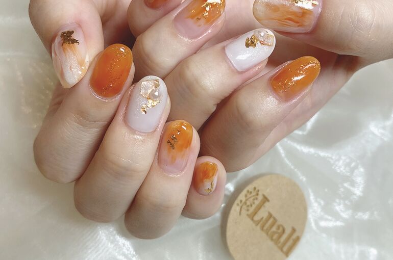 透け感ネイル